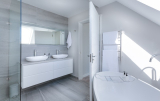 Badkamer schoonmaken zonder chemische middelen